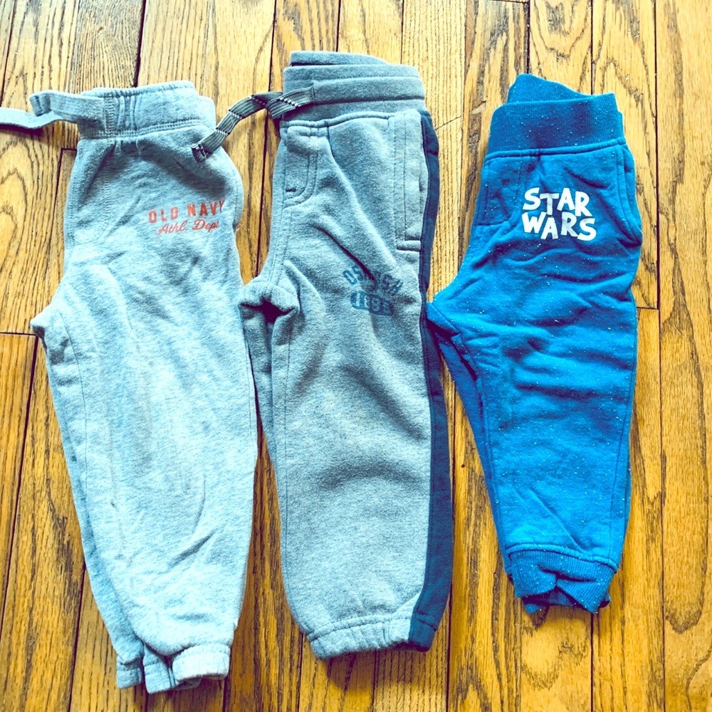 💙 3 pairs boys sweatpants 2T